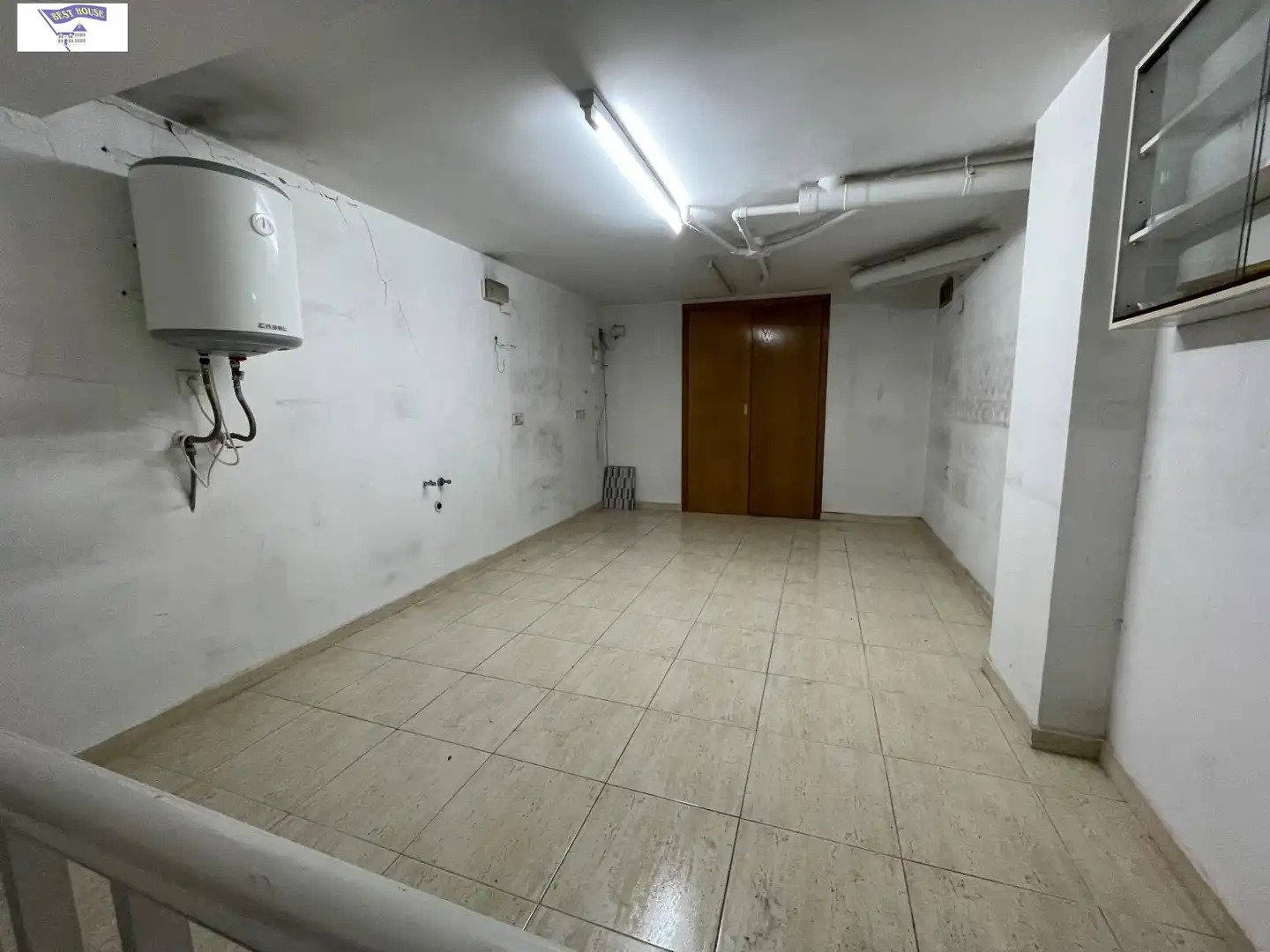 Geschaftsraum zur Miete in Albacete