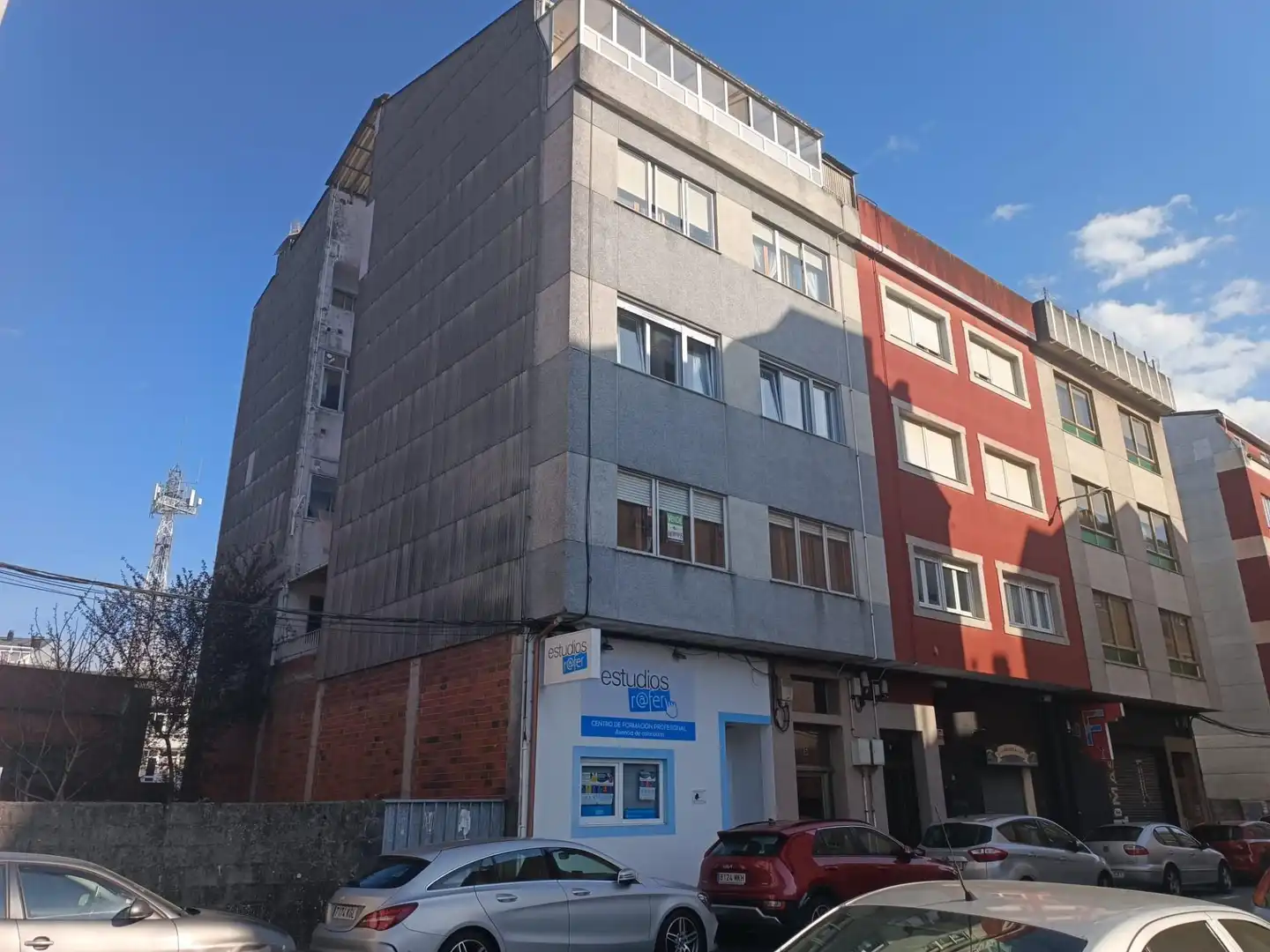 Vista exterior de Local en venda en Ourense Capital 