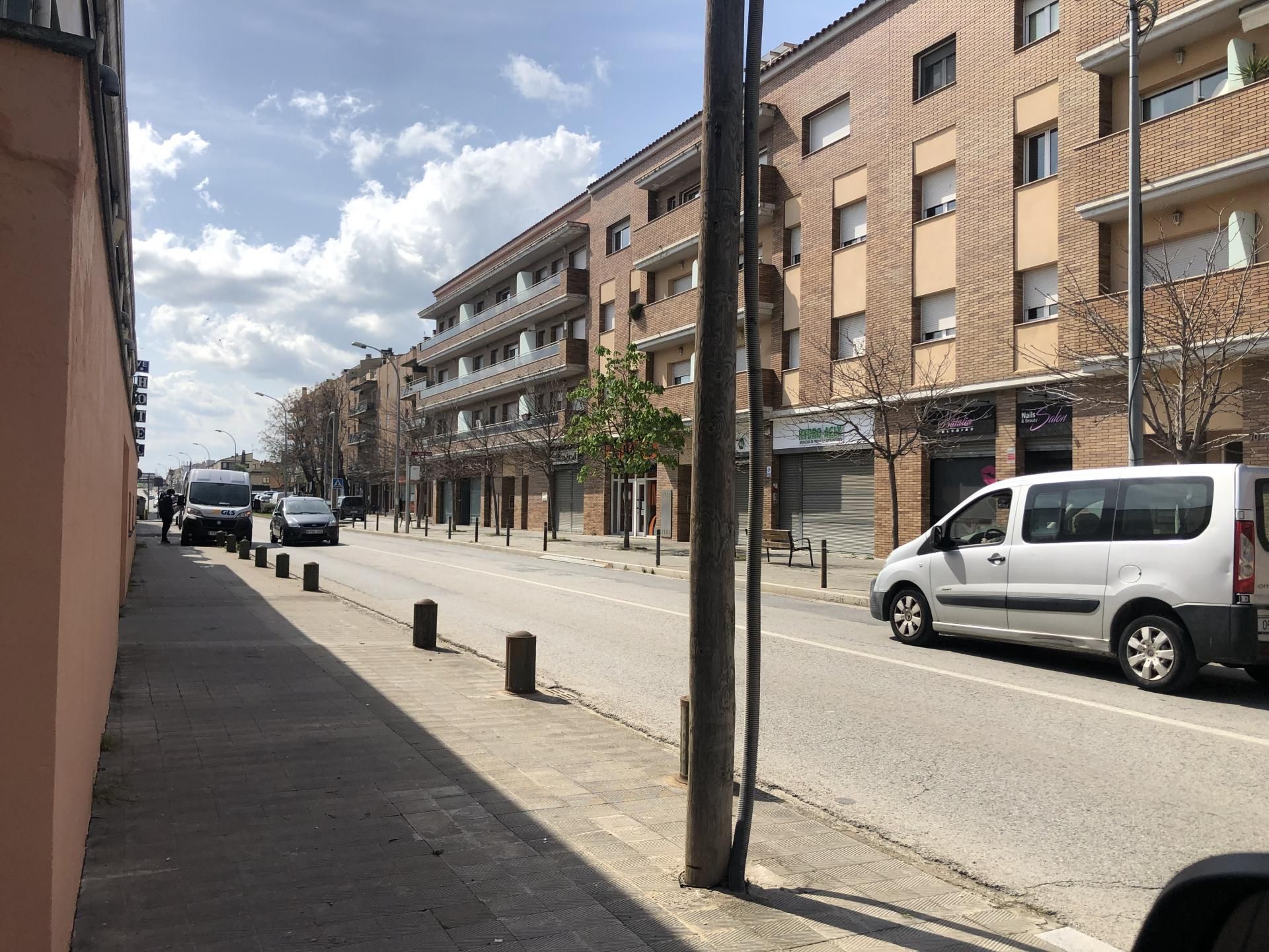 Exterior view of Single-family semi-detached for sale in Figueres  with Heating