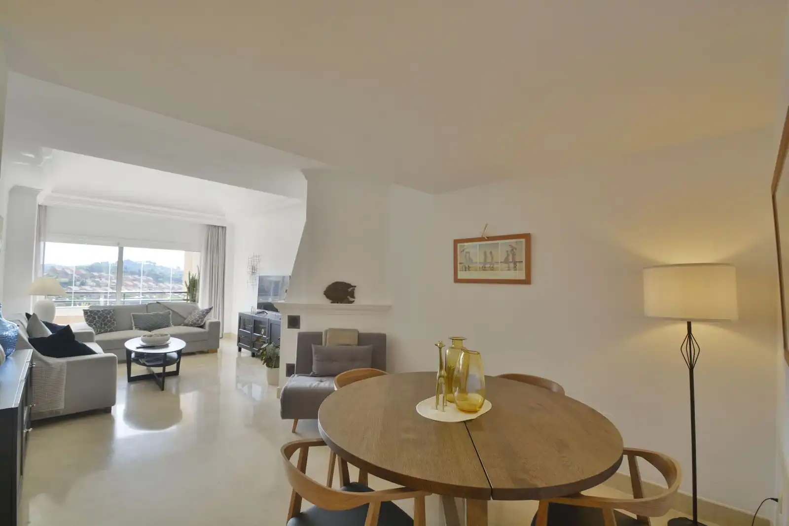 Living room of Apartments for sale in Marbella  with Private garden and Community pool