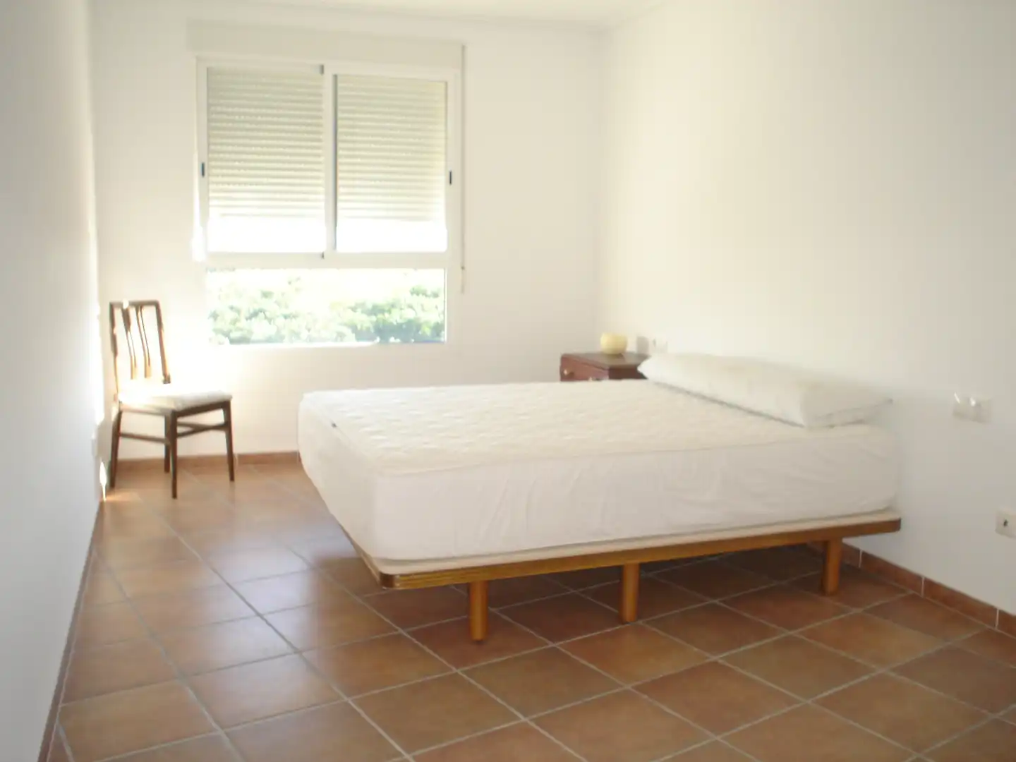 Habitación de Piso en venta en Guadassuar con Aire acondicionado, Trastero y Amueblado