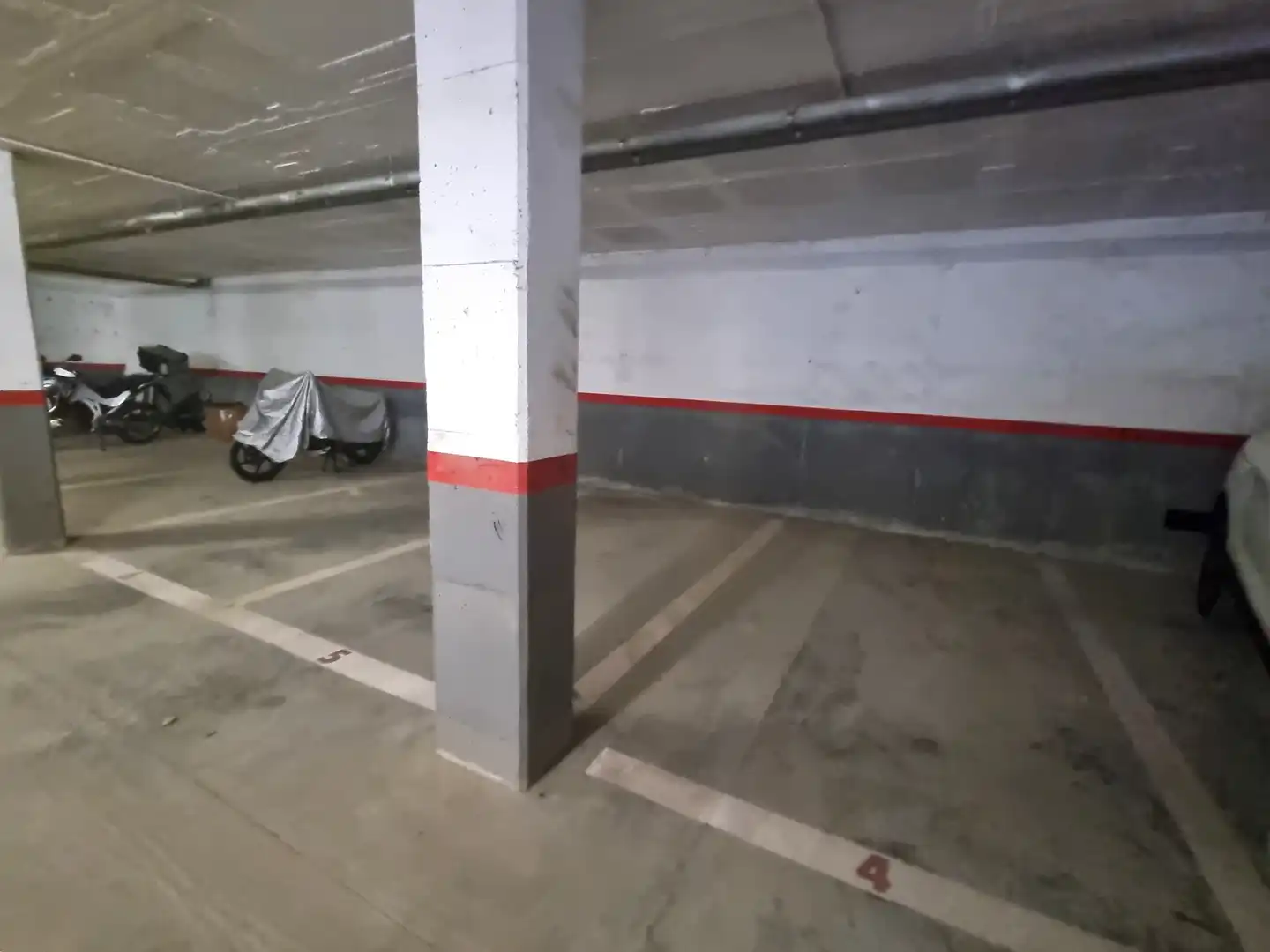 Parkplatz von Garage zum Verkauf in Figueres