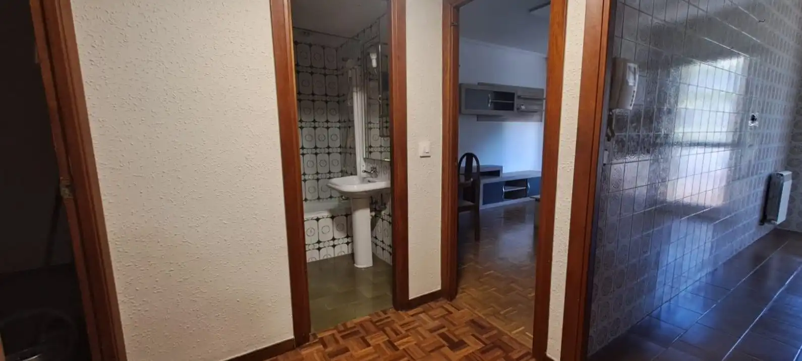 Dormitori de Pis en venda en Vitoria - Gasteiz amb Calefacció, Terrassa i Traster