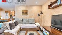 Sala d'estar de Pis en venda en Barakaldo  amb Terrassa i Balcó