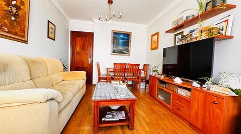 Foto 2 de Piso en venta en Nigrán centro, Nigrán