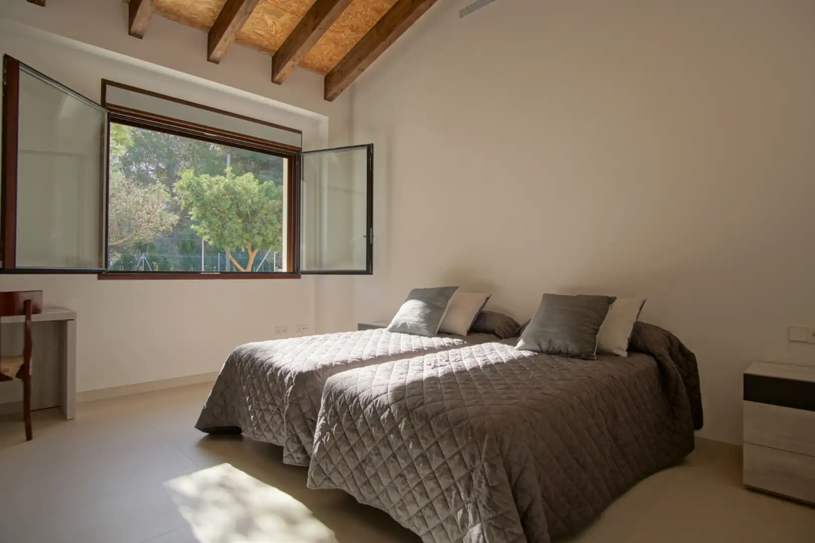 Schlafzimmer von Haus oder Chalet zur Miete in Dénia mit Klimaanlage, Heizung und Privatgarten