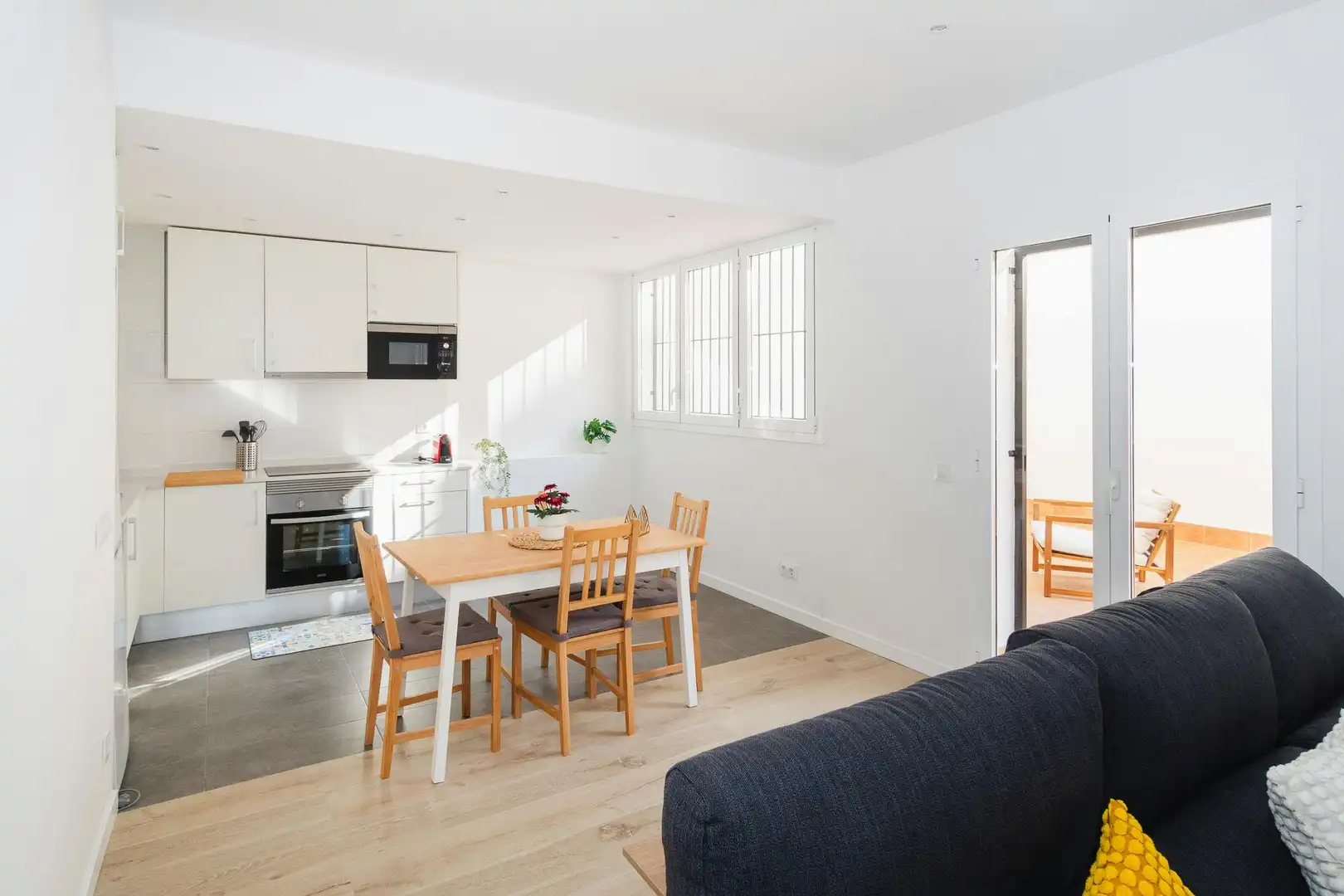 Living room of Flat for rent in Barcelona  with Air Conditioner, Heating and Furnished