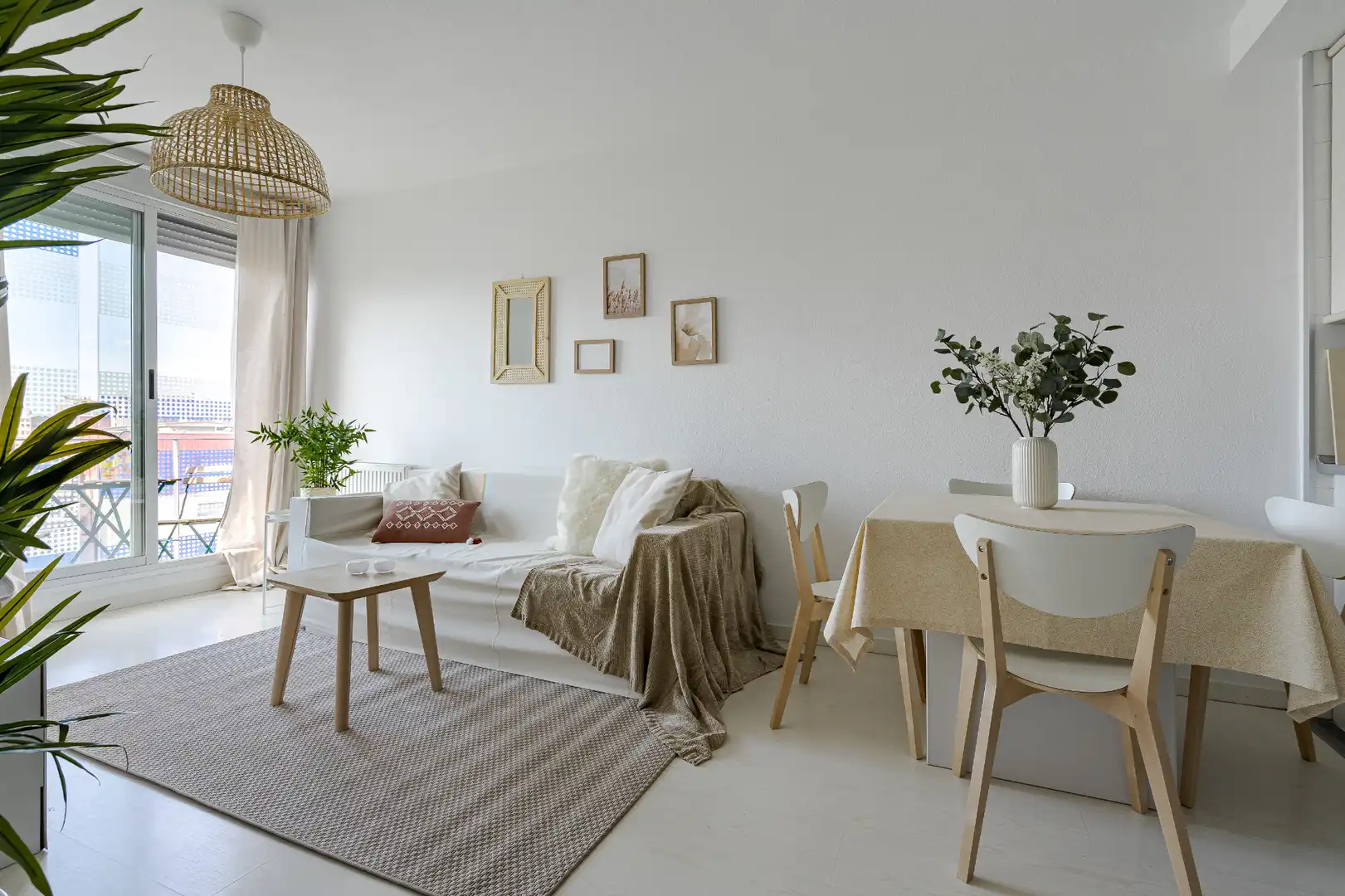 Living room of Flat for sale in Madrid  with Storage room
