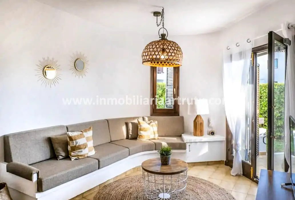 Apartment with pool for sale in Cala en Blanes