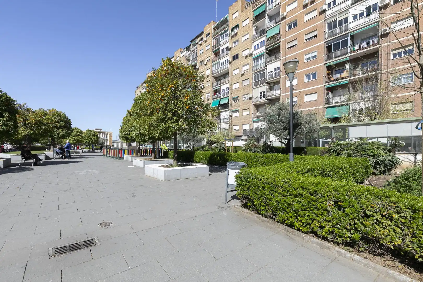 Vista exterior de Apartament en venda en Granada