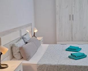 Bedroom of Flat to rent in Castellón de la Plana / Castelló de la Plana  with Air Conditioner, Parquet flooring and Furnished