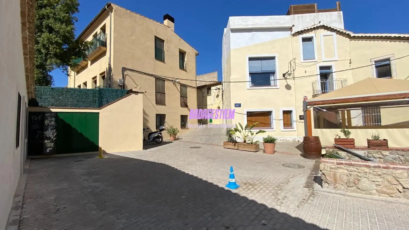 Vista exterior de Estudio de alquiler en Badalona con Amueblado