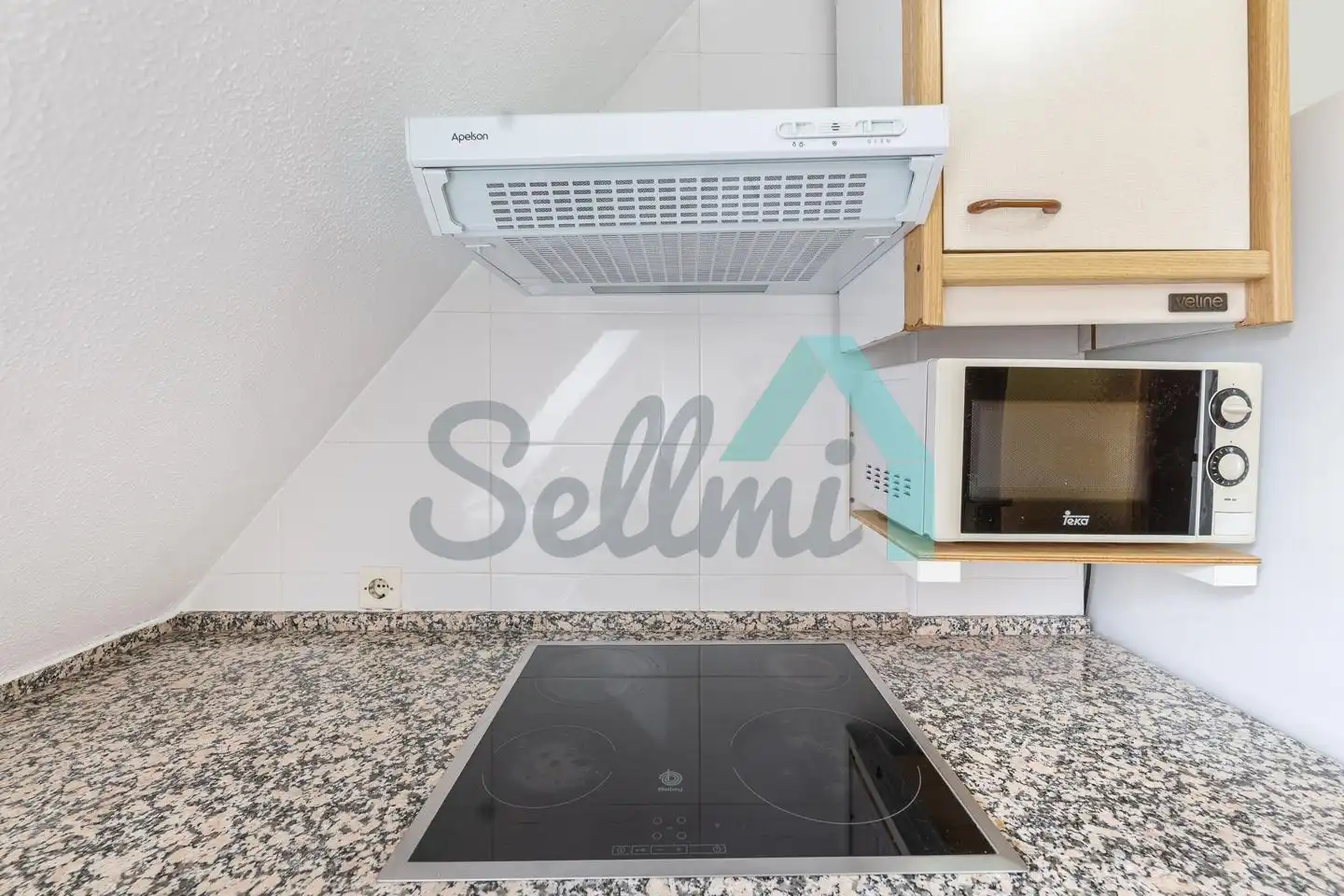 Cocina de Piso de alquiler en Oviedo  con Calefacción, Parquet y Amueblado