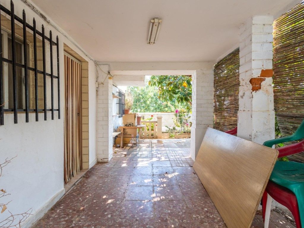 Casa adosada en venda en Llíria amb Terrassa i Piscina