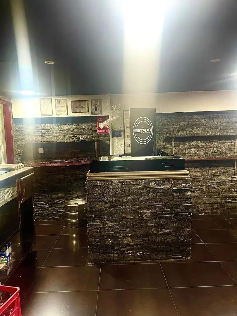 Local en venta en Almerimar