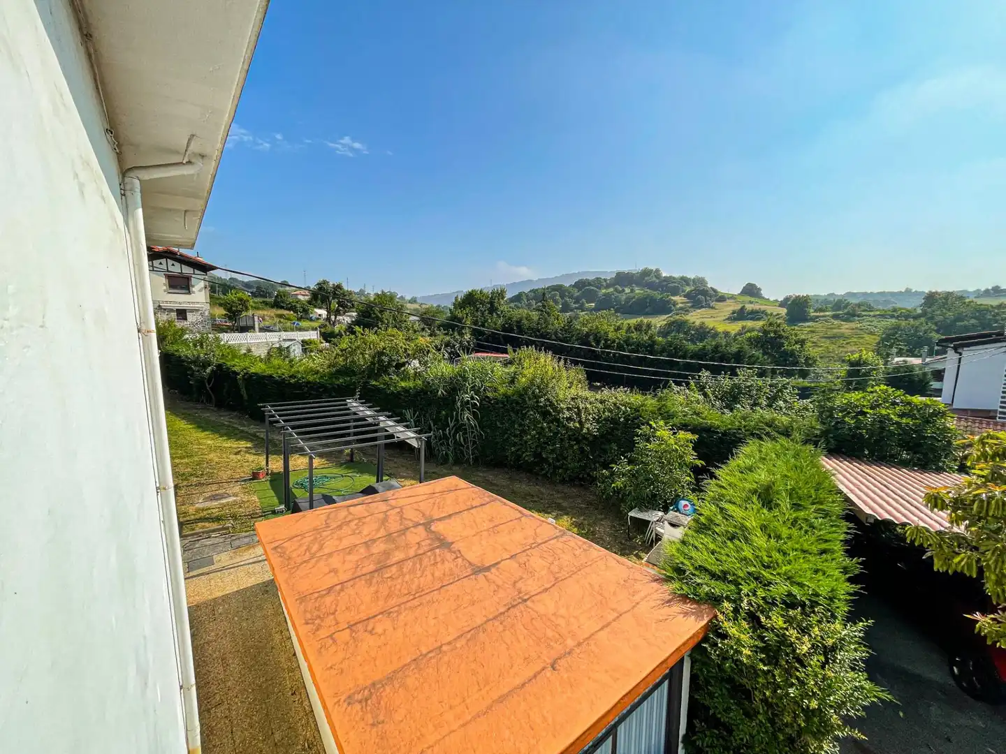 Garden of Houses for sale in Abanto y Ciérvana-Abanto Zierbena  with Heating, Private garden and Storage room