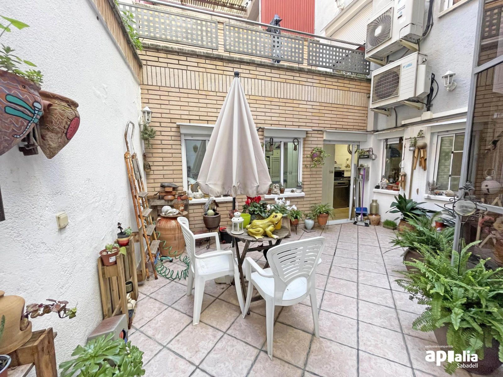 Terrace of House or chalet for sale in Sabadell  with Terrace, Storage room and Balcony