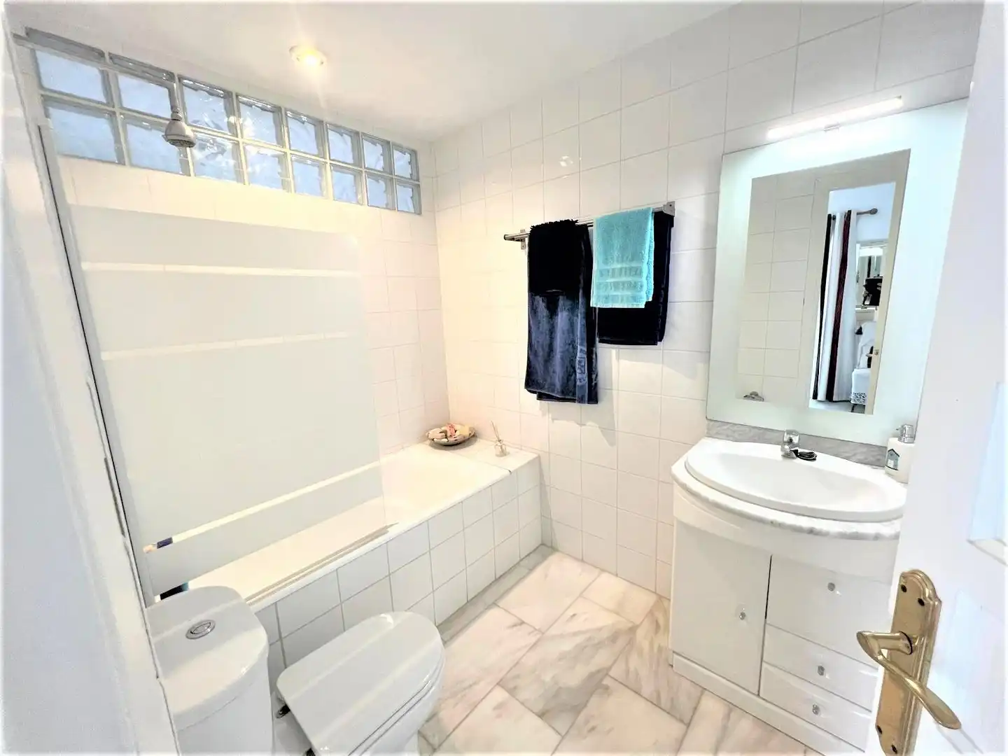 House with pool for sale in Hipódromo - Cerrado del Águila, imagen 13