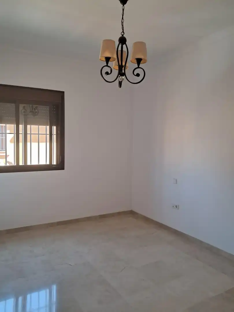 Habitación de Casa o chalet en venta en La Rinconada con Jardín privado