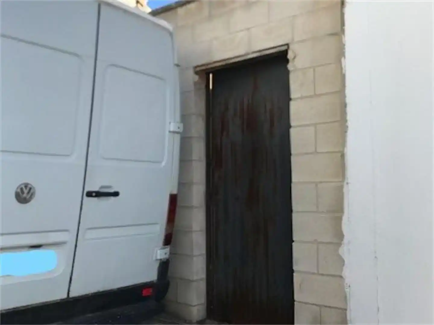 Aparcament de Casa adosada en venda en Gelves amb Balcó