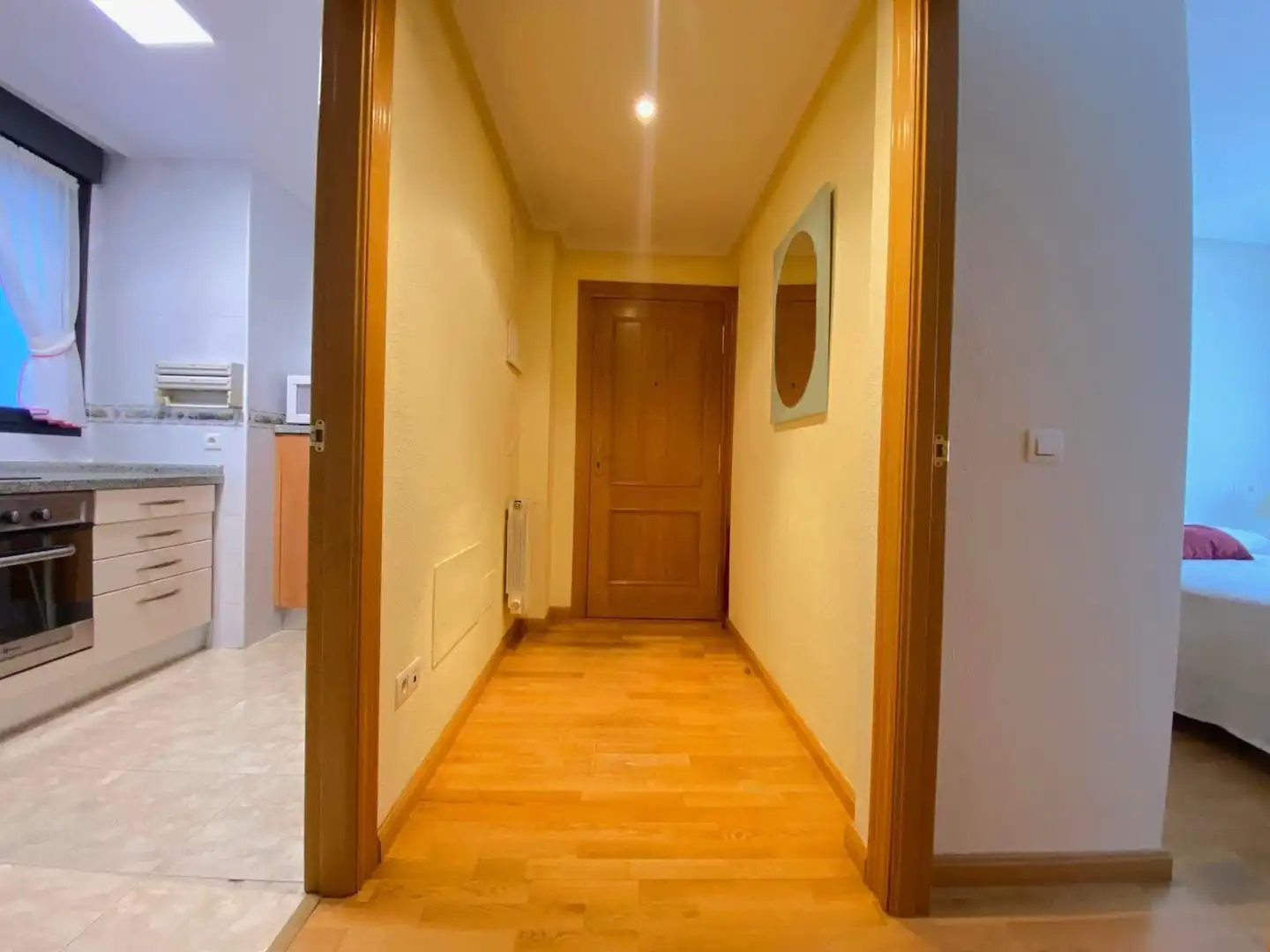 Apartament de lloguer a Calle Lancia, San Claudio - La Chantría