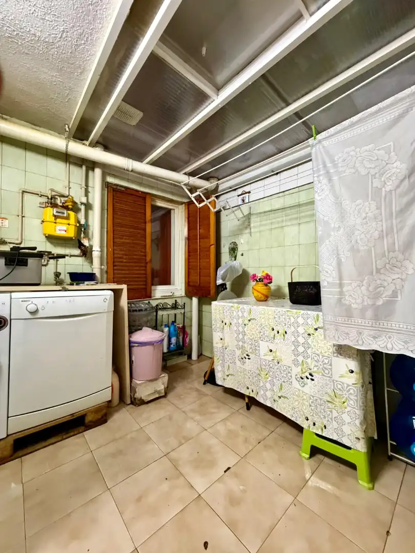 Piso en venta en Rubí con Calefacción, Amueblado y Horno