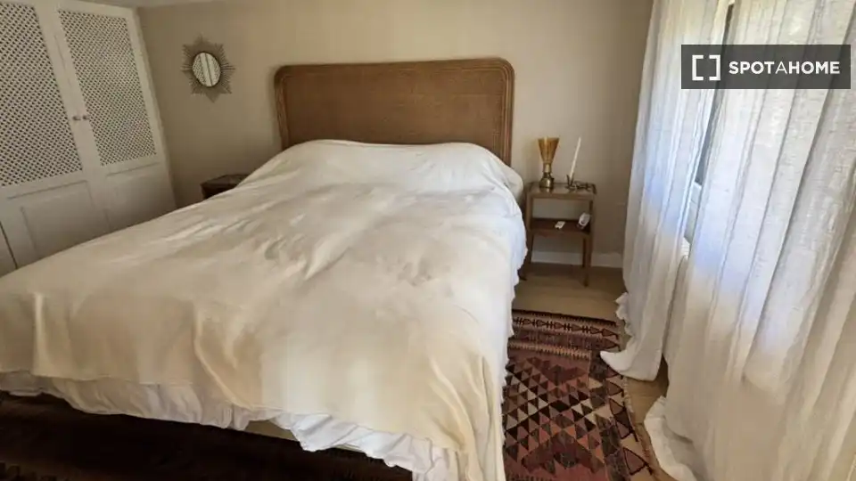 Bedroom of Apartments for share in Calvià  with Air Conditioner, Terrace and Furnished