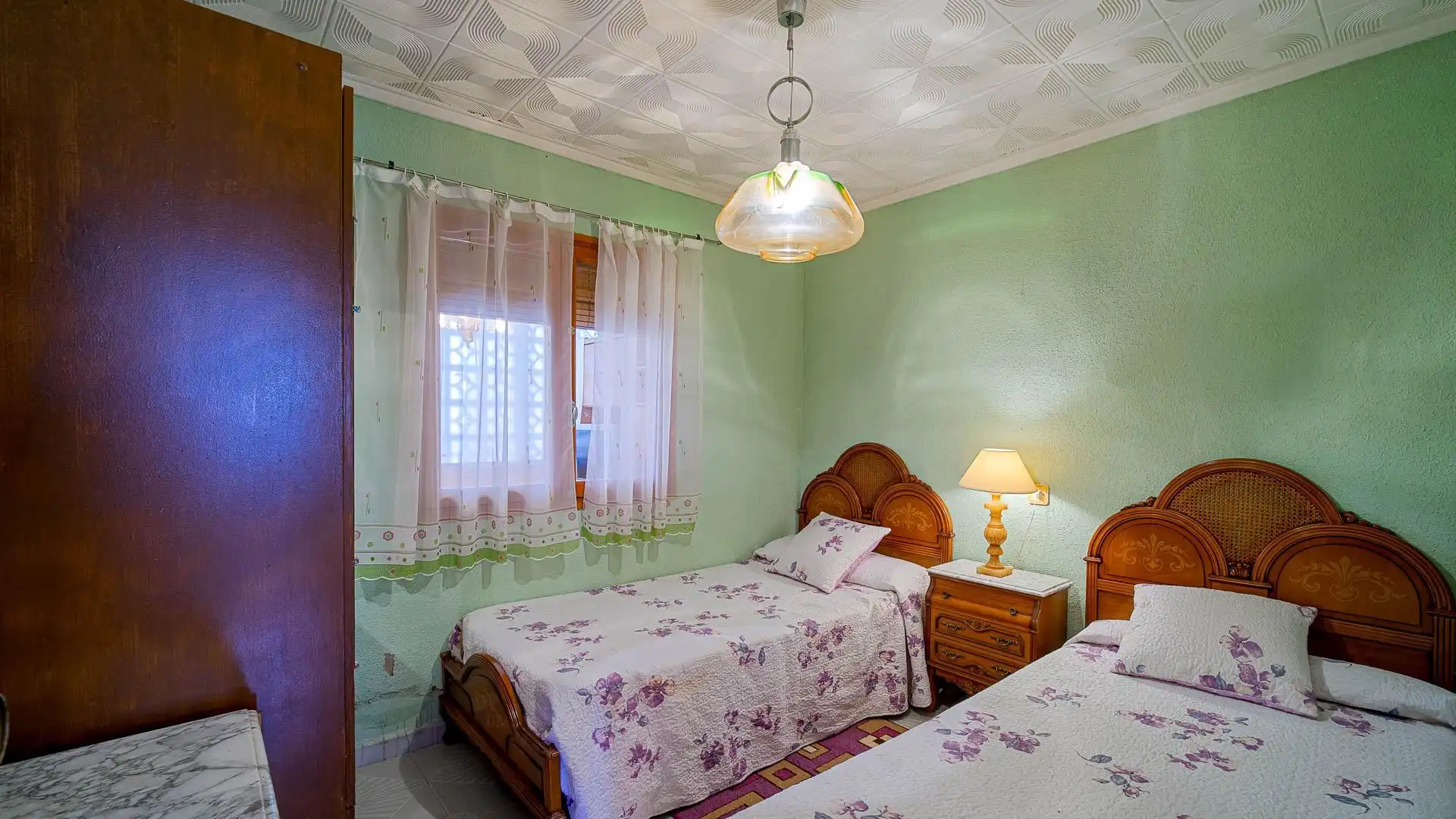 Dormitori de Casa o xalet en venda en Torrevieja amb Jardí privat
