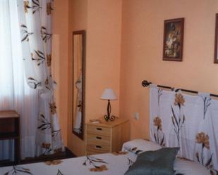 Bedroom of Flat to rent in Ferrol  with Heating, Parquet flooring and Furnished