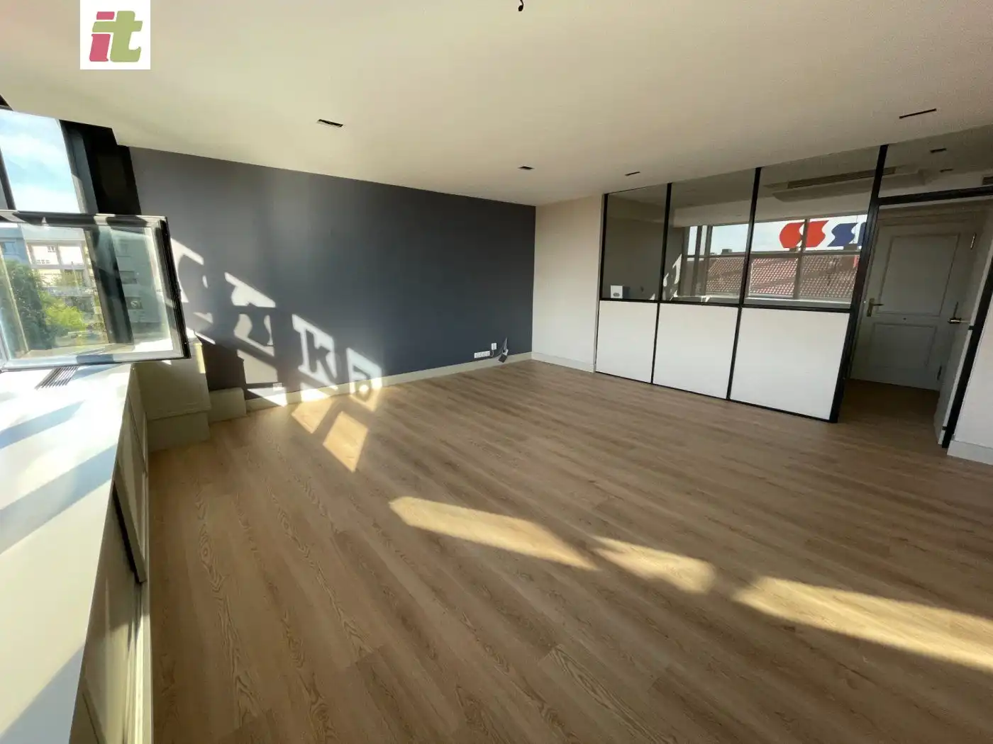 Büro zum Verkauf in Sopela