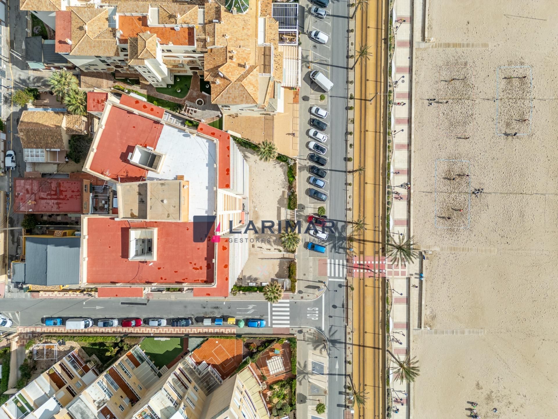 Vista exterior de Pis en venda en El Campello amb Terrassa i Balcó