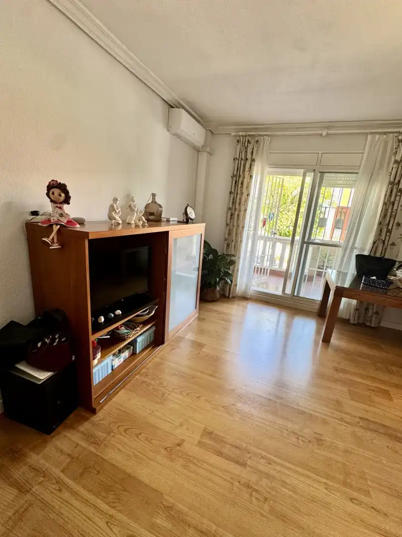 Sala de estar de Piso en venta en Tomares con Aire acondicionado, Calefacción y Terraza