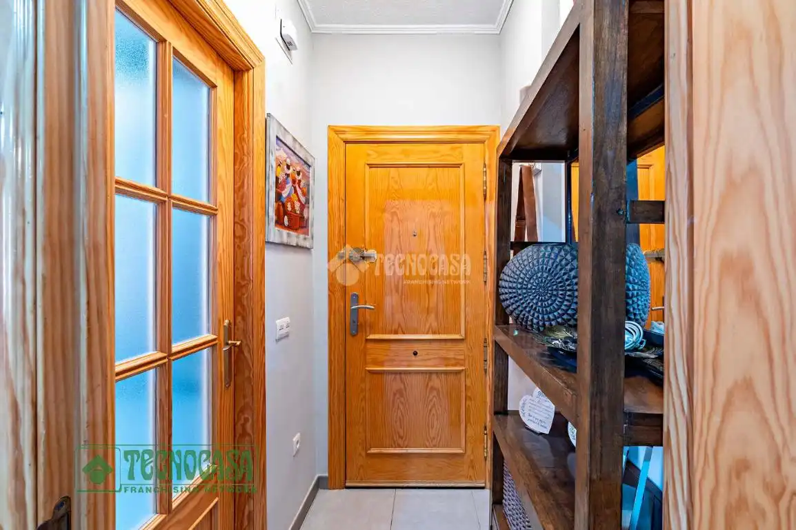 Piso en venta en Roquetas de Mar con Jardín privado, Terraza y Balcón