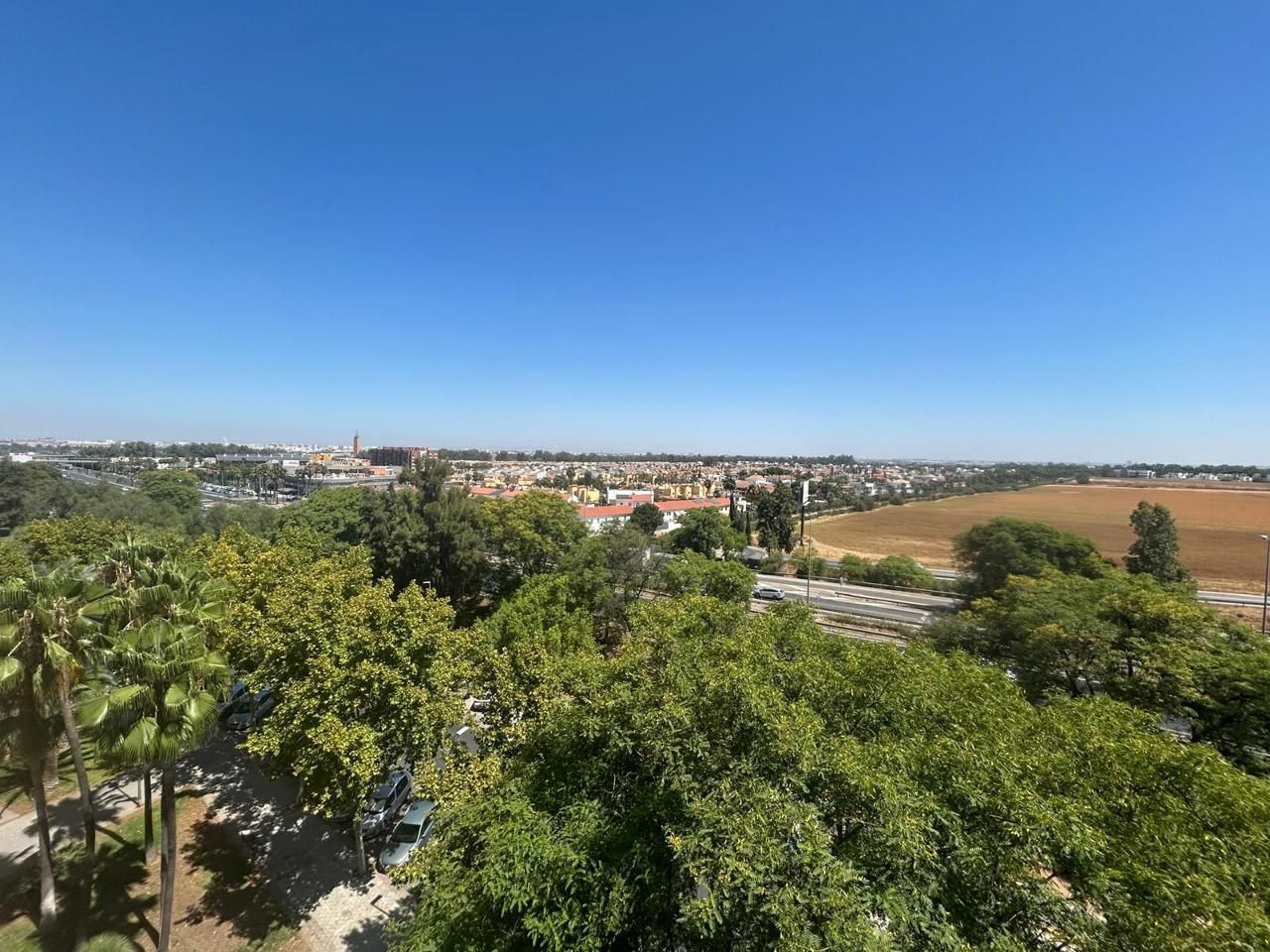 Exterior view of Flat to rent in Montequinto  with Air Conditioner, Terrace and Furnished