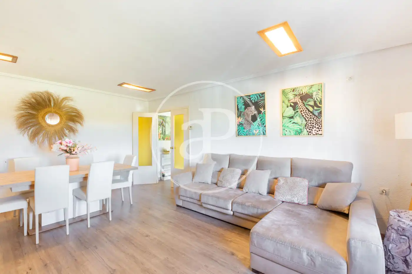 Living room of Houses for sale in Chiva  with Air Conditioner, Heating and Private garden