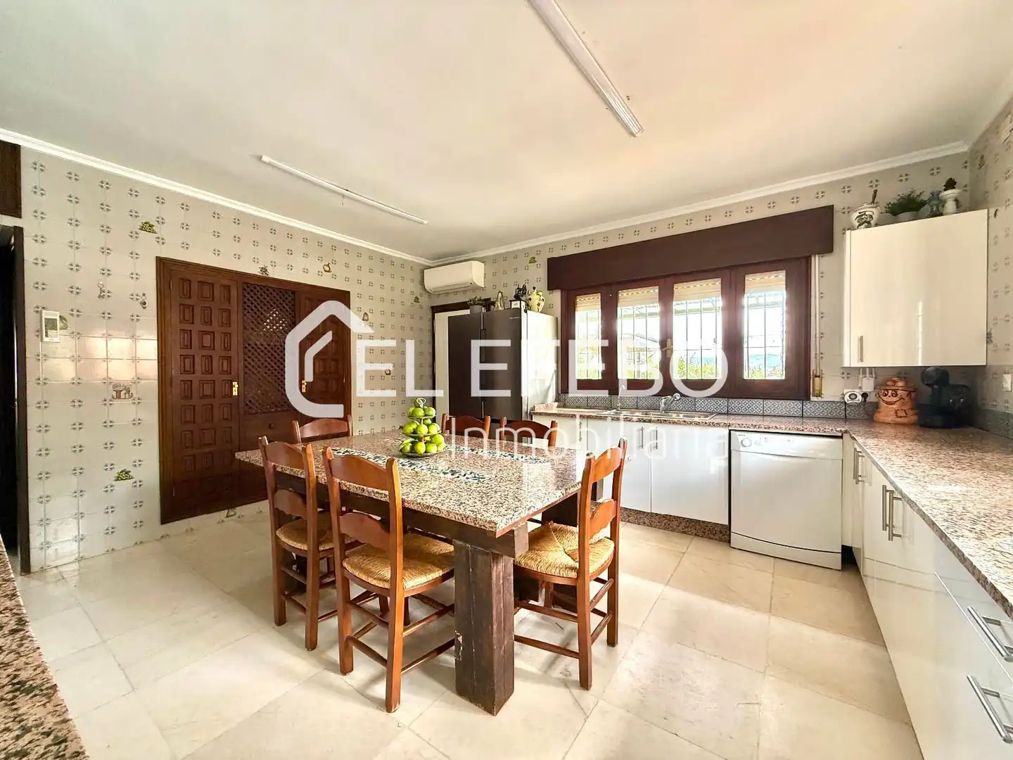 Cocina de Casa o chalet en venta en Antequera con Aire acondicionado, Calefacción y Terraza