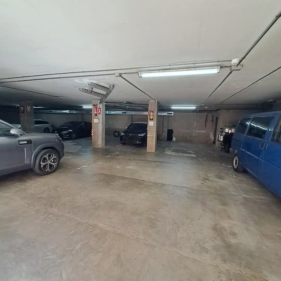Gewerbefläche zum Verkauf in Carrer de Joan Maragall, imagen 6
