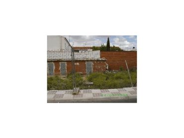 Terreny residencial en venda a Calle la Cebada 13