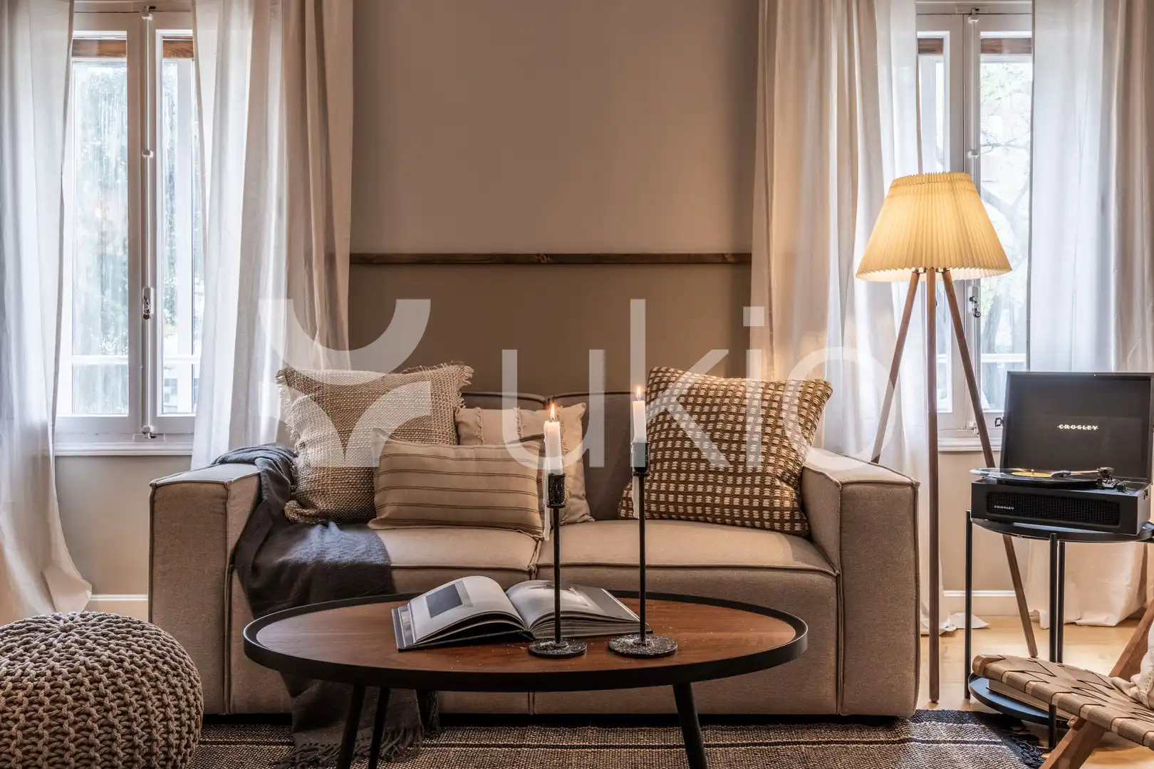 Sala d'estar de Apartament de lloguer en Madrid amb Aire condicionat, Calefacció i Moblat
