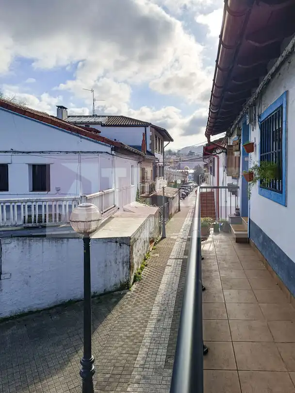 Vista exterior de Pis en venda en Irun 
