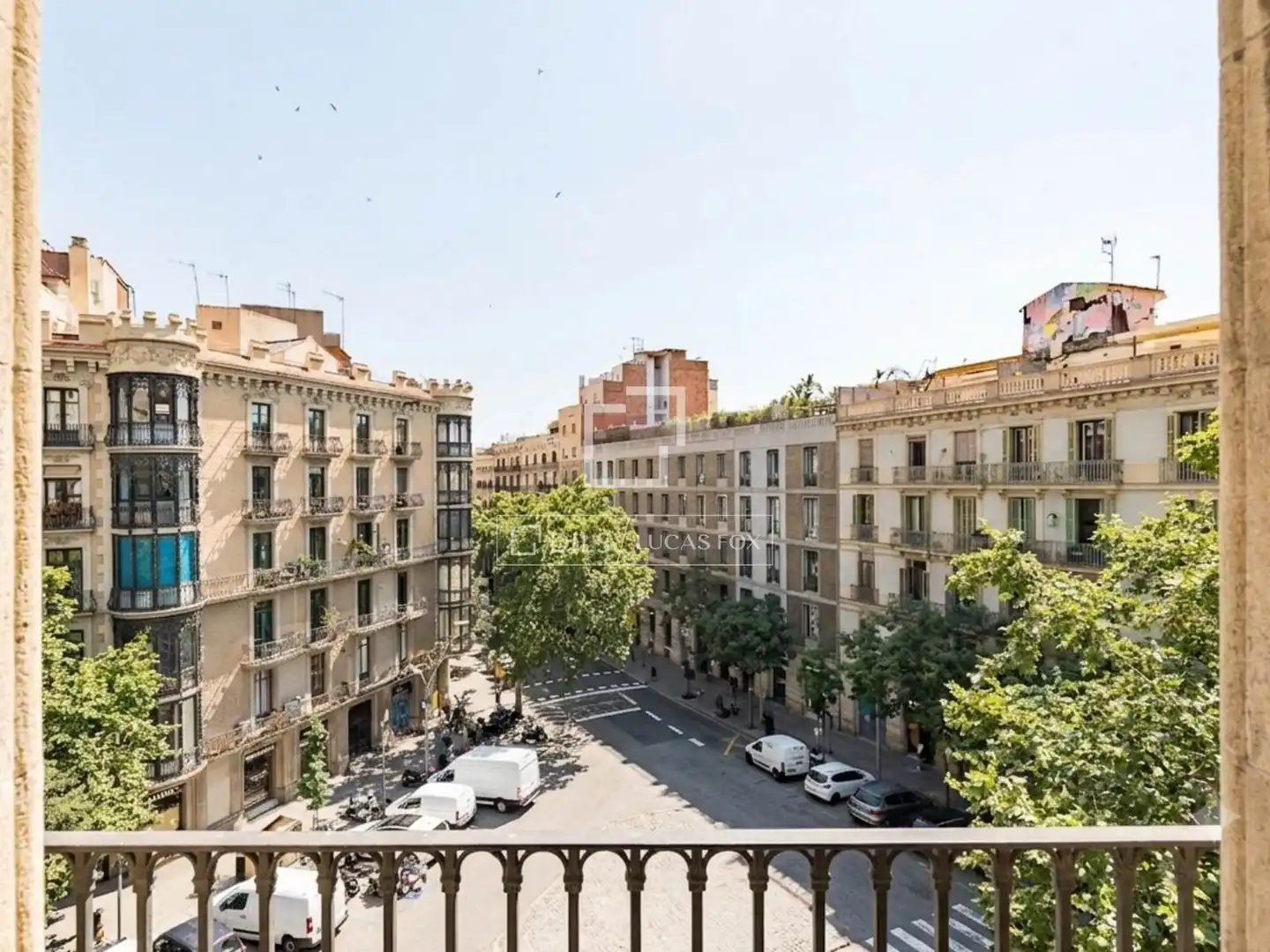 Außenansicht von Wohnung zum Verkauf in Barcelona mit Klimaanlage, Parkett und Terrasse