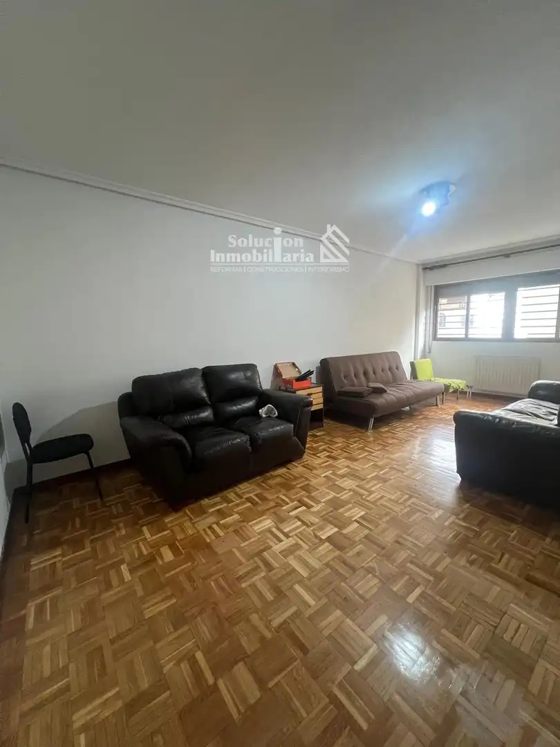 Sala d'estar de Pis en venda en Salamanca amb Calefacció i Terrassa