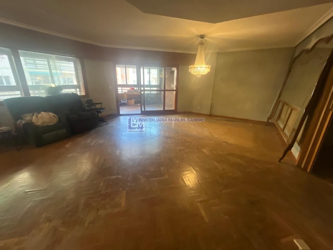 Sala d'estar de Pis en venda en Cáceres Capital amb Calefacció, Parquet i Terrassa