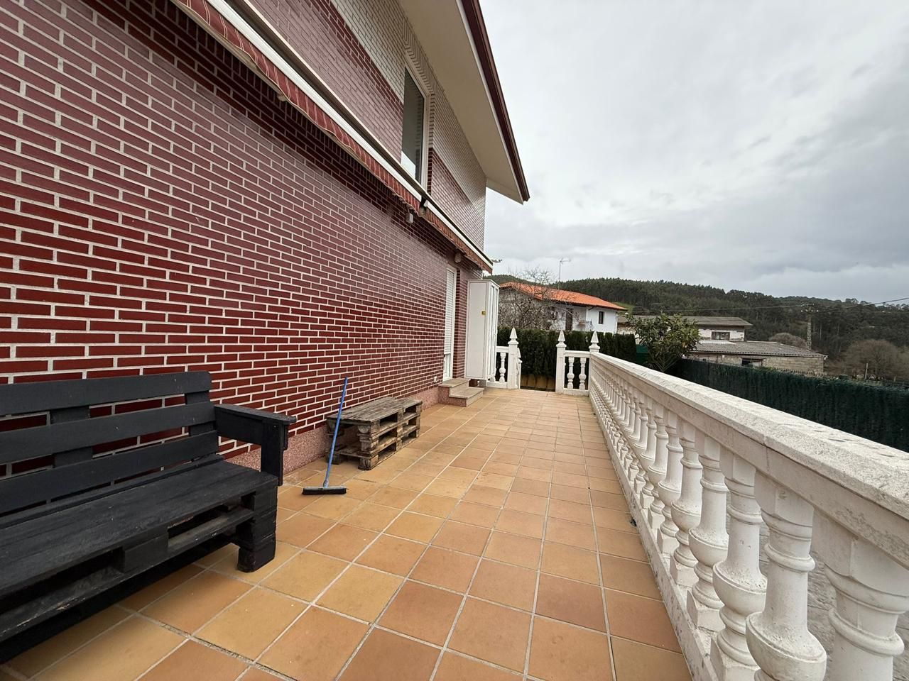 Terrassa de Casa o xalet en venda en Castro-Urdiales amb Calefacció, Jardí privat i Parquet