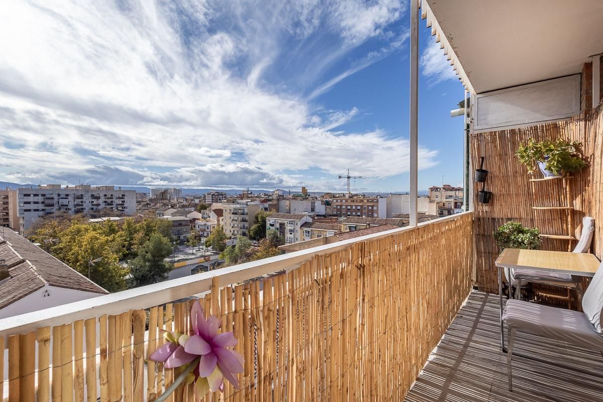 Balcony of Flat for sale in  Granada Capital  with Air Conditioner
