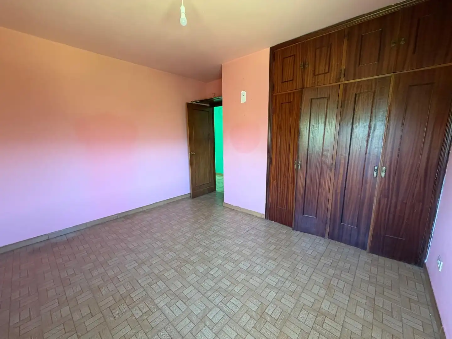 Dormitori de Casa o xalet en venda en A Cañiza   amb Calefacció, Jardí privat i Terrassa