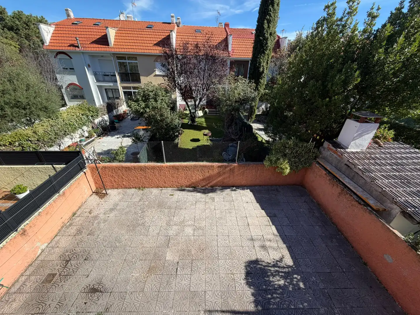 Terrassa de Casa adosada en venda en Los Molinos, Madrid