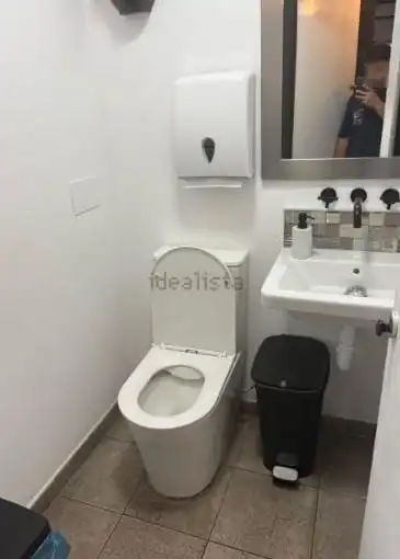 Bany de Local de lloguer en Alicante / Alacant amb Aire condicionat