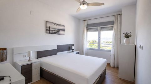 Foto 3 de Piso de alquiler en Lieja, 41, Las Trescientas - San Francisco - Ciudad Vergel, Elda