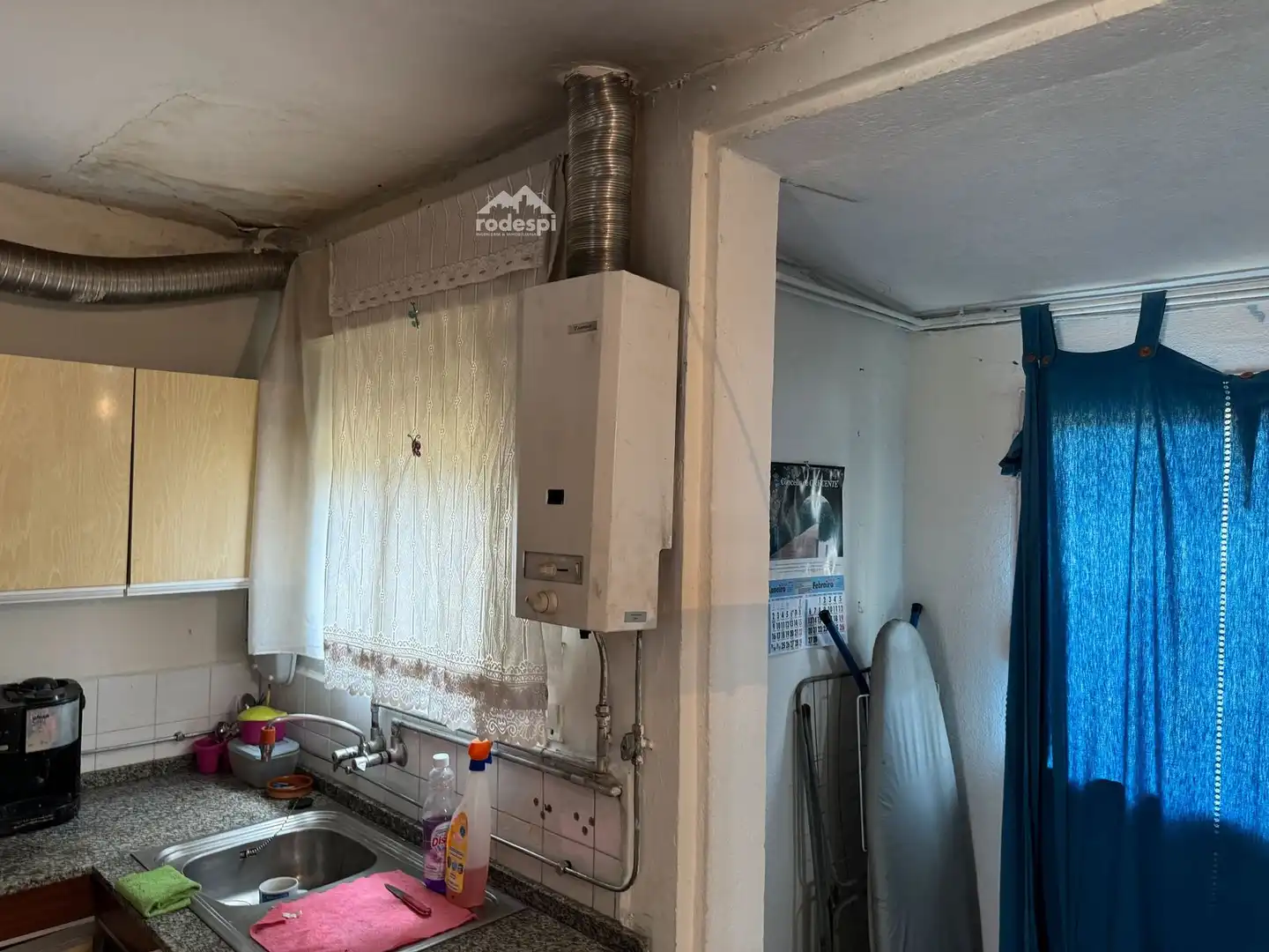 Kitchen of Houses for sale in Padrenda  with Heating, Storage room and Furnished